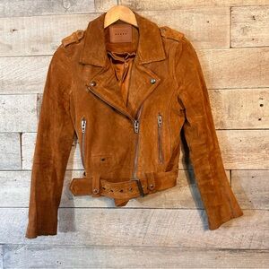 BlankNYC women’s tan suede cropped asymmetrical zip up moto jacket in size small
